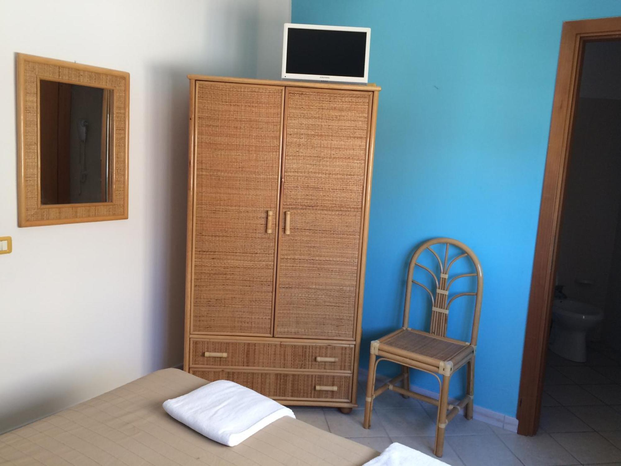 Hotel Il Triangolo Agnone Bagni Exteriör bild